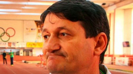 Un profesor de atletism de la Dinamo a fost arestat, dupa ce i-a facut unei eleve masaj cu un vibrator