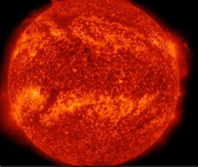 VREMEA spatiala se anunta extrema. Soarele ameninta Pamantul cu noi eruptii si un <span style='background:#EDF514'>VORTEX</span> gigant s-a desprins