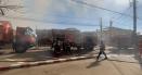 Zeci de oameni au fost evacuati din Piata Centrala a Buzaului, din cauza unui incendiu puternic VIDEO