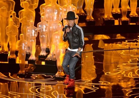 Miscare surpriza pe piata modei de lux: Celebrul cantaret Pharrell Williams a fost numit noul director de creatie al diviziei pentru barbati de la Louis Vuitton