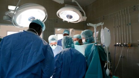 Transplant hepatic intre copii, premiera la Spitalul <span style='background:#EDF514'>GRIGORE</span> Alexandrescu din Bucuresti