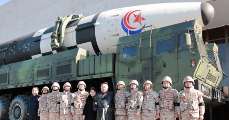 Coreea de Nord anunta ca a lansat o racheta balistica <span style='background:#EDF514'>INTERCONTINENTAL</span>a ca avertisment pentru Washington si Seul