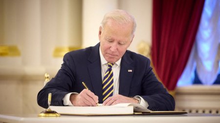 Joe Biden, atacat la Washington dupa vizita-surpriza in Ucraina