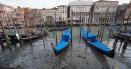 Canalele din Venetia au inceput sa ramana fara apa FOTO