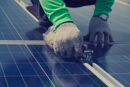 Energie verde: 3 sisteme solare disponibile cu pret redus la Dedeman