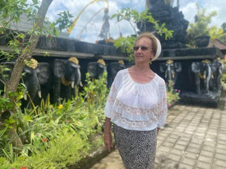Ce i s-a intamplat Sofiei Vicoveanca in vacanta din Bali: Cand am iesit, am zis: «Doamne, s-a rasturnat caruta cu <span style='background:#EDF514'>SCUTER</span>e!»