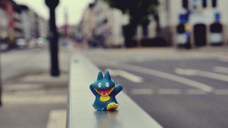 Un traficant de droguri a fost prins in timp ce cauta Pokemoni pe strada in Anglia