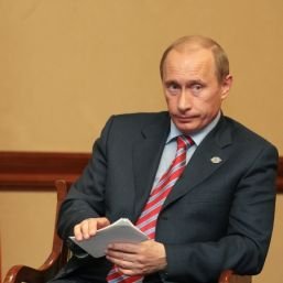 Putin a interzis cuvintele straine in discursul oficialilor si in documente