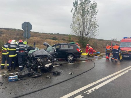 <span style='background:#EDF514'>IGPR</span>: 1.634 de persoane au murit in Romania, in accidente auto, in 2022
