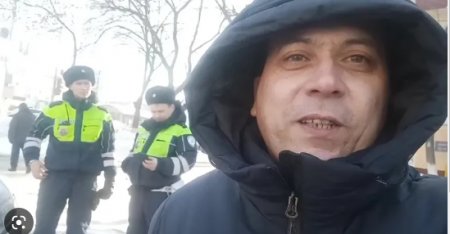 Activist rus din Ufa, 40 de ore de munca in folosul comunitatii din cauza ca a filmat la un protest impotriva opririi apei c<span style='background:#EDF514'>ALDE</span>