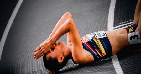 Prima reactie a atletei Claudia <span style='background:#EDF514'>BOBOCEA</span> dupa argintul de la Europene. Lacrimi de fericire! FOTO