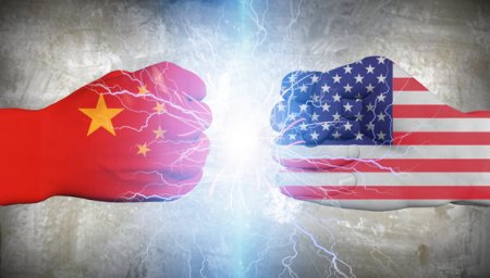 China avertizeaza ca o confruntarea cu Statele Unite este inevitabila : Daca nu franeaza (...) nicio <span style='background:#EDF514'>BARIERA</span> nu va putea impiedica trenul deraieze, iar confruntarea va fi sigura