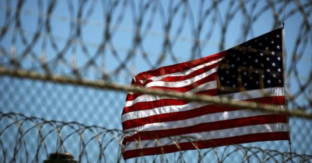 Un detinut de la Guantanamo eliberat si trimis in Arabia Saudita