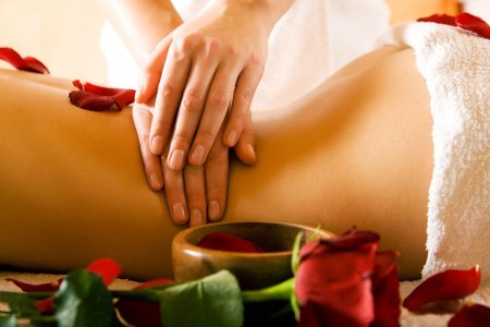 Diferenta dintre masajul senzual si masaj erotic. Beneficiile acestora