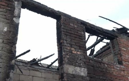 Un barbat in varsta de 69 de ani, imobilizat la pat, a ars de viu dupa ce locuinta sa din Blaj a luat foc