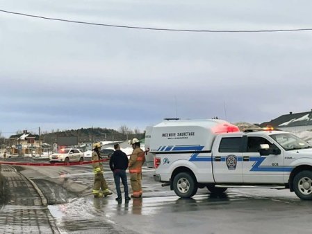 <span style='background:#EDF514'>CANADA</span>: un camion a lovit 11 pietoni. Politia incearca sa afle daca a fost un act deliberat