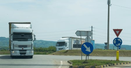 Atentionare de calatorie: restrictii <span style='background:#EDF514'>DE CIRCULATIE</span> pentru camioanele de mare tonaj, miercuri, in Ungaria