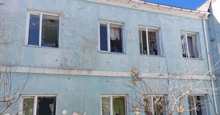 Odesa, din nou sub teroare. Bucati din rachete rusesti au avariat o gradinita si mai multe case