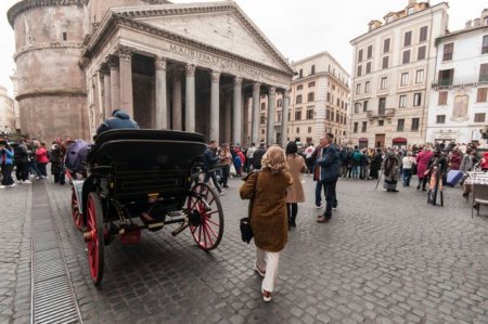 Intrarea la Panteonul din Roma se va face cu plata. Cine va beneficia de <span style='background:#EDF514'>GRATUIT</span>ate
