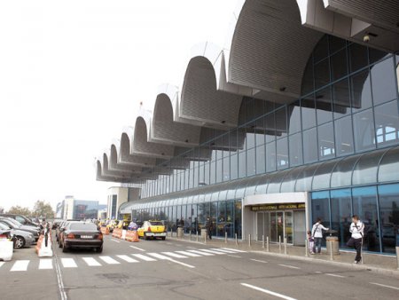 CNAB: A fost finalizata inlocuirea benzilor de bagaje pe fluxul de sosiri al Aeroportului Otopeni, dupa o investitie de 3,2 mil. euro