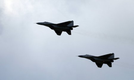 Slovacia va trimite Ucrainei 13 avioane MiG-29