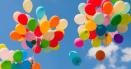 Serbare cu baloane si umbrele colorate la Arad, de Ziua Mondiala a Asistentei Sociale