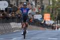 Mathieu Van Der Poel obtine victoria in cursa monument Milano - San Remo