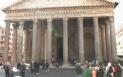 Vesti proaste pentru cei care merg la Roma. Ce <span style='background:#EDF514'>TAXE</span> impun autoritatile locale