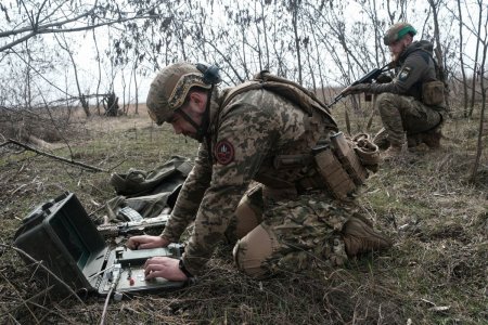 Armata ucraineana anunta ca reuseste sa le trimita provizii si munitie aparatorilor de la Bahmut