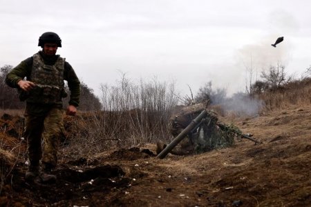 Ucrainenii isi pastreaza liniile de aprovizionare in Bahmut