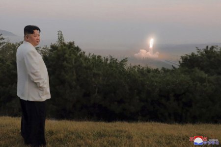 Kim Jong-un cere armatei nord-coreene sa fie pregatita pentru un contraatac nuclear