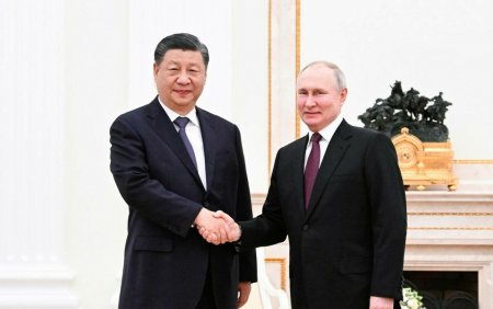 Putin si Jinping au vorbit 4 ore si jumatate. Casa Alba este sceptica in privinta planului de <span style='background:#EDF514'>PACE</span> chinez