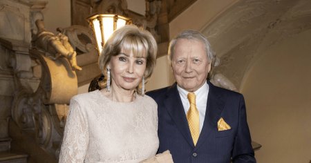 Miliardarul Wolfgang <span style='background:#EDF514'>PORSCHE</span>, in varsta de 79 de ani, a cerut divortul de sotia lui, Claudia