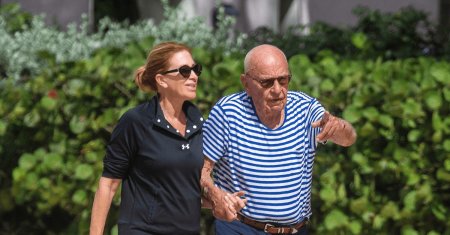 Mogulul Rupert Murdoch se casatoreste pentru a cincea <span style='background:#EDF514'>OARA</span>, la 92 de ani! Cati ani are viitoarea lui sotie