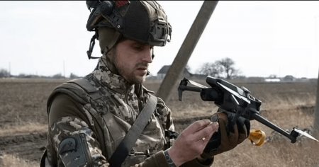 Ingerii pazitori de pe <span style='background:#EDF514'>CAMPUL</span> de lupta din Ucraina: razboiul cu drone pe frontul din Donetk