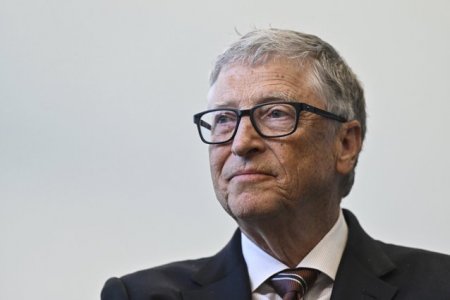 Previziunile lui Bill Gates, intr-o scrisoare de sapte pagini. Ce crede miliardarul despre viitorul inteligentei artificiale