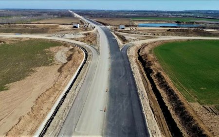 Cum arata primii kilometri de drum expres din Ardeal. Autostrada ar putea fi inaugurata inainte de termen | GALERIE FOTO