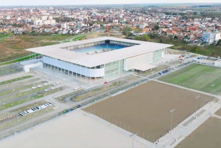 Guvernul maghiar a mai ridicat un stadion de 5 stele in afara tarii » Imagini spectaculoase cu proiectul de 65 de milioane de euro