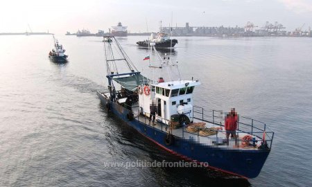 Trei nave bulgaresti, prinse la pescuit ilegal in apele romanesti de la Marea Neagra. Calcan si rechin, gasite la bord