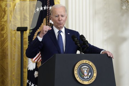 Joe Biden avertizeaza Iranul ca SUA vor actiona in forta pentru a proteja cetatenii americani dupa atacurile din Siria