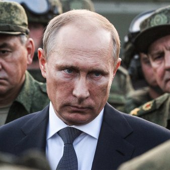 Iata ca mandatul de <span style='background:#EDF514'>ARESTARE</span> il incurca pe Putin!