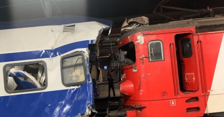 Cu ce viteza s-a izbit locomotiva de trenul din Galati: sistemul de franare s-a blocat
