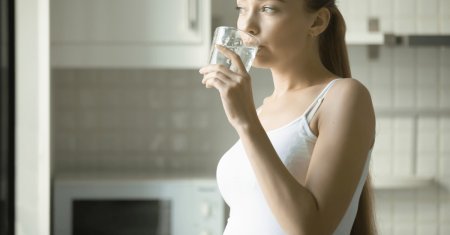 Cata apa trebuie sa bei pentru a creste masa musculara? Putina lume stie acest lucru