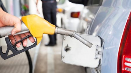Motorina s-a ieftinit, benzina are fluctuatii. Pretul carburantilor in Romania, astazi, 28 martie 2023