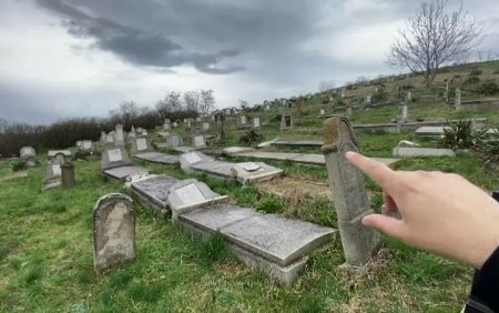 Descoperire socanta intr-un cimitir evanghelic din Sibiu. Nu pot pricepe