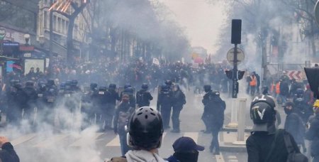 (VIDEO) Noile violente din Franta: 175 de politisti raniti, peste 200 de arestati