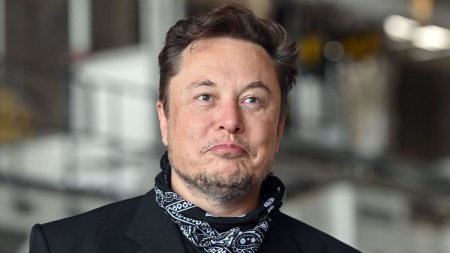 Pot prezent riscuri profunde pentru umanitate. Elon <span style='background:#EDF514'>MUSK</span> si alti o mie de experti din domeniul Tech au cerut o pauza in dezvoltarea sistemelor avansate de inteligenta artificiala
