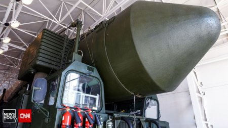 Rusia isi testeaza rachetele balistice intercontinentale YARS cu focoase <span style='background:#EDF514'>NUCLEARE</span> multiple, dupa recentul avertisment cu distrugerea SUA