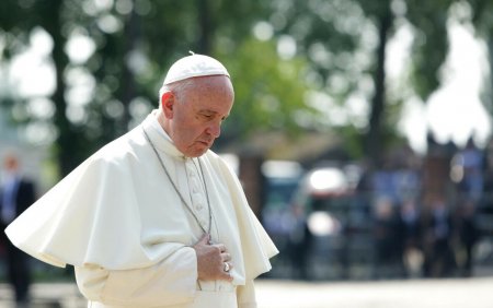 Papa Francisc, spitalizat la Roma, la Spitalul Gemelli, in vederea unor examene medicale programate