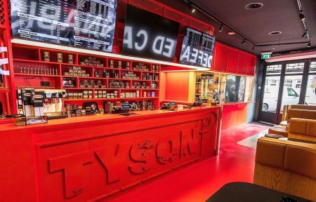 Mike Tyson isi extinde afacerea cu marijuana A» È˜i-a deschis o cafenea in Amsterdam: E un vis devenit realitate